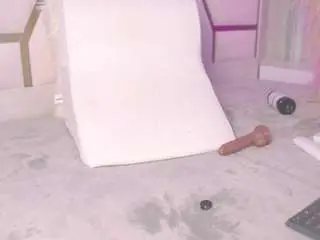 Camsoda Live Sex Cam of sarahgrey18