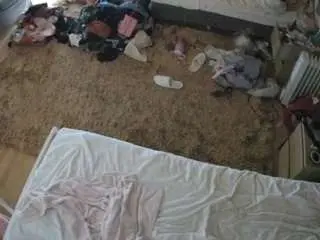 Camsoda Live Sex of voyeurcam-julmodels-whitebed-5