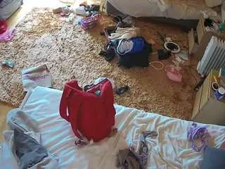 Camsoda Watch Live Sex Cams of voyeurcam-julmodels-whitebed-5