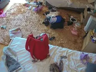 Camsoda Free Porn Cam of voyeurcam-julmodels-whitebed-5
