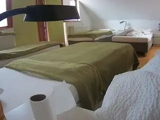 Camsoda Private Sex Chat of voyeurcam-julmodels-bed-2