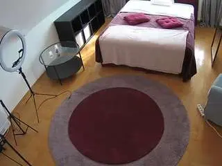 Camsoda Watch Live Sex Cams of voyeurcam-julmodels-whitebed-1
