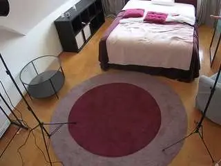 Camsoda Best live sex cam show of voyeurcam-julmodels-whitebed-1