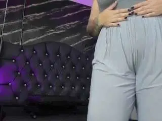 Camsoda Free Porn Cam of arethaozz