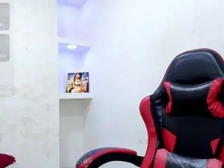 Camsoda Nude Webcam of angell-cooper8