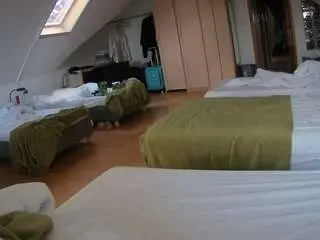 Camsoda Private Sex Chat of voyeurcam-julmodels-bed-3