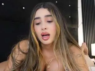 Camsoda Live Porn of annyy-rosse