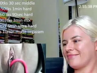 Camsoda Sex Cam of queenofthenighttt