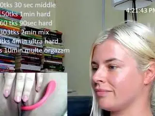 Camsoda Live Sex Cam of queenofthenighttt