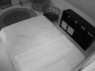 Camsoda Adult Webcam of voyeurcam-julmodels-whitebed-2