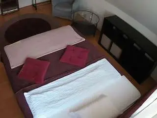 Camsoda Live Sex Cam of voyeurcam-julmodels-whitebed-2