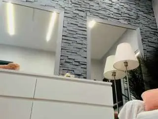 Camsoda Live Porn of reina-cummingss