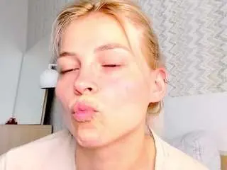 Camsoda Free Live Porn of kristihoward