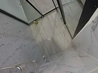 Camsoda Free Porn Cam of voyeurcam-jb-shower-2