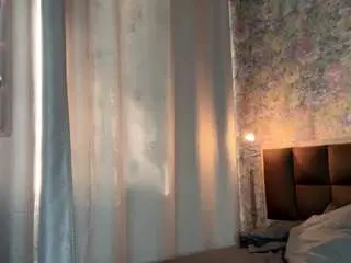Camsoda Adult Webcams of trinasmathers