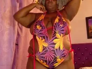 Camsoda Nude Webcam of black-pussydoll