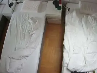 Camsoda Best Webcam of voyeurcam-julmodels-bed-5