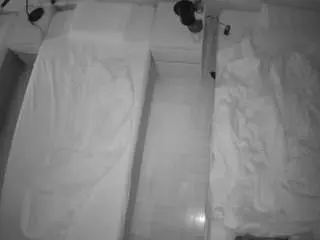 Camsoda Live Sex Cam of voyeurcam-julmodels-bed-5
