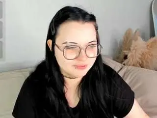 Camsoda Sex Cam of kira-gold