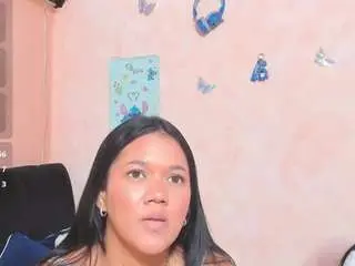 Camsoda Watch Live Sex Cams of sara-mia