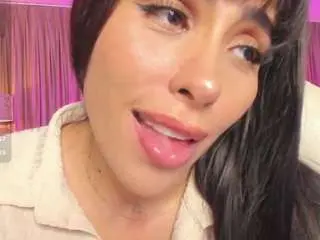 Camsoda Free Porn Cam of sarah-stone