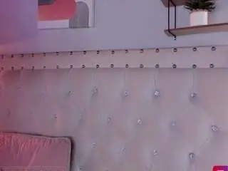 Camsoda Sex Cam of ateneaklett1
