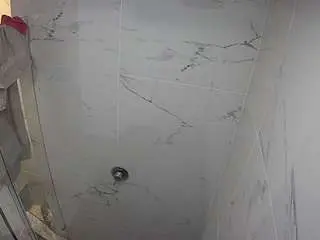 Camsoda Private Sex Chat of voyeurcam-casa-salsa-bathroom-11