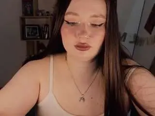 Camsoda Nude Webcam of carolinawinter