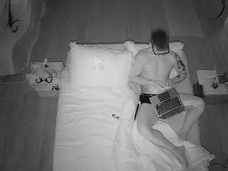 Camsoda Best Webcam of voyeurcam-celticiron-01