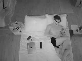 Camsoda Adult Video Chat of voyeurcam-celticiron-01