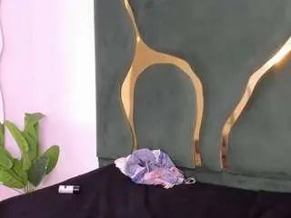 Camsoda Free Porn Cam of milapetiteasm