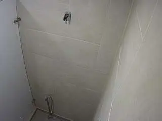 Camsoda Nude Webcam of voyeurcam-jb-shower-1