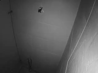 Camsoda Nude Webcam of voyeurcam-jb-shower-1