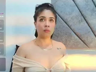 Camsoda Nude Webcam of lily-meghan