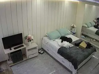 Camsoda Watch Live Sex Cams of voyeurcam-casa-salsa-bedroom-5