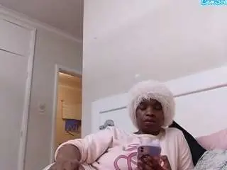 Camsoda Nude Webcam of lusciouslipst