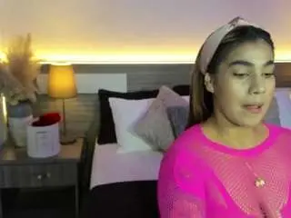 Camsoda Watch Live Sex Cams of victoria-rouse