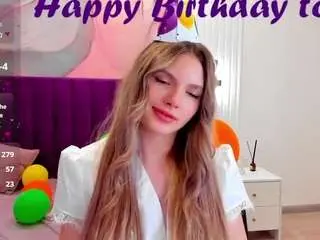 Camsoda Adult Webcams of evelineamore