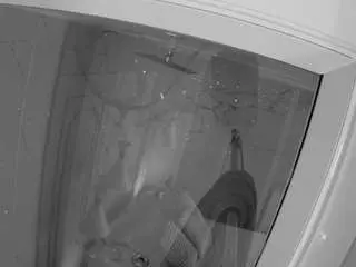 Camsoda Private Sex Chat of voyeurcam-casa-salsa-bathroom-12