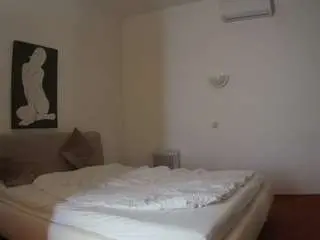 Camsoda Adult Video Chat of voyeurcam-julmodels-reallife-2