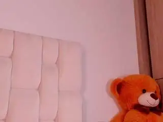 Camsoda Watch Live Sex Cams of kikievega