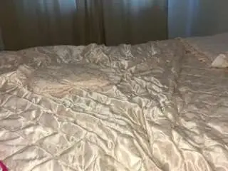 Camsoda Nude Webcam of venniesotolongo