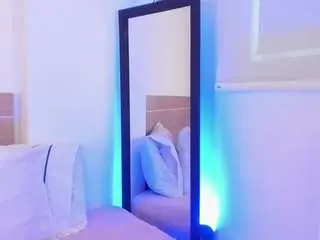 Camsoda Live Sex of mia-daniels