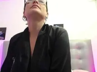 Camsoda Free Porn Cam of horny-juliette
