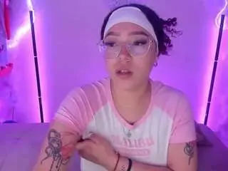 Camsoda Watch Live Sex Cams of liz-martins