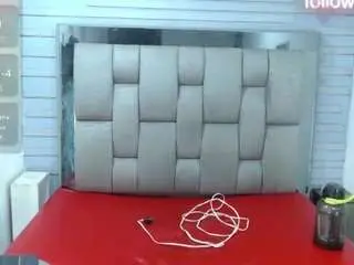 Camsoda Sex Cam of evelinzaens
