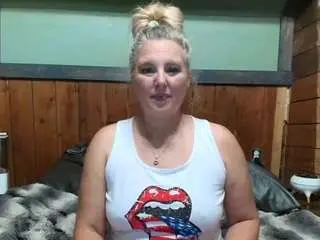 Camsoda Watch Live Sex Cams of lisalovexxx