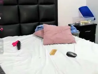 Camsoda Sex Cam of catalina-jonex