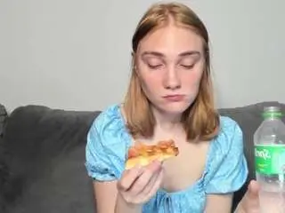 Camsoda Nude Webcam of bettybunny