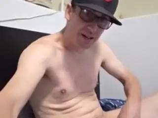 Camsoda Free Porn Cam of cumzzz2012